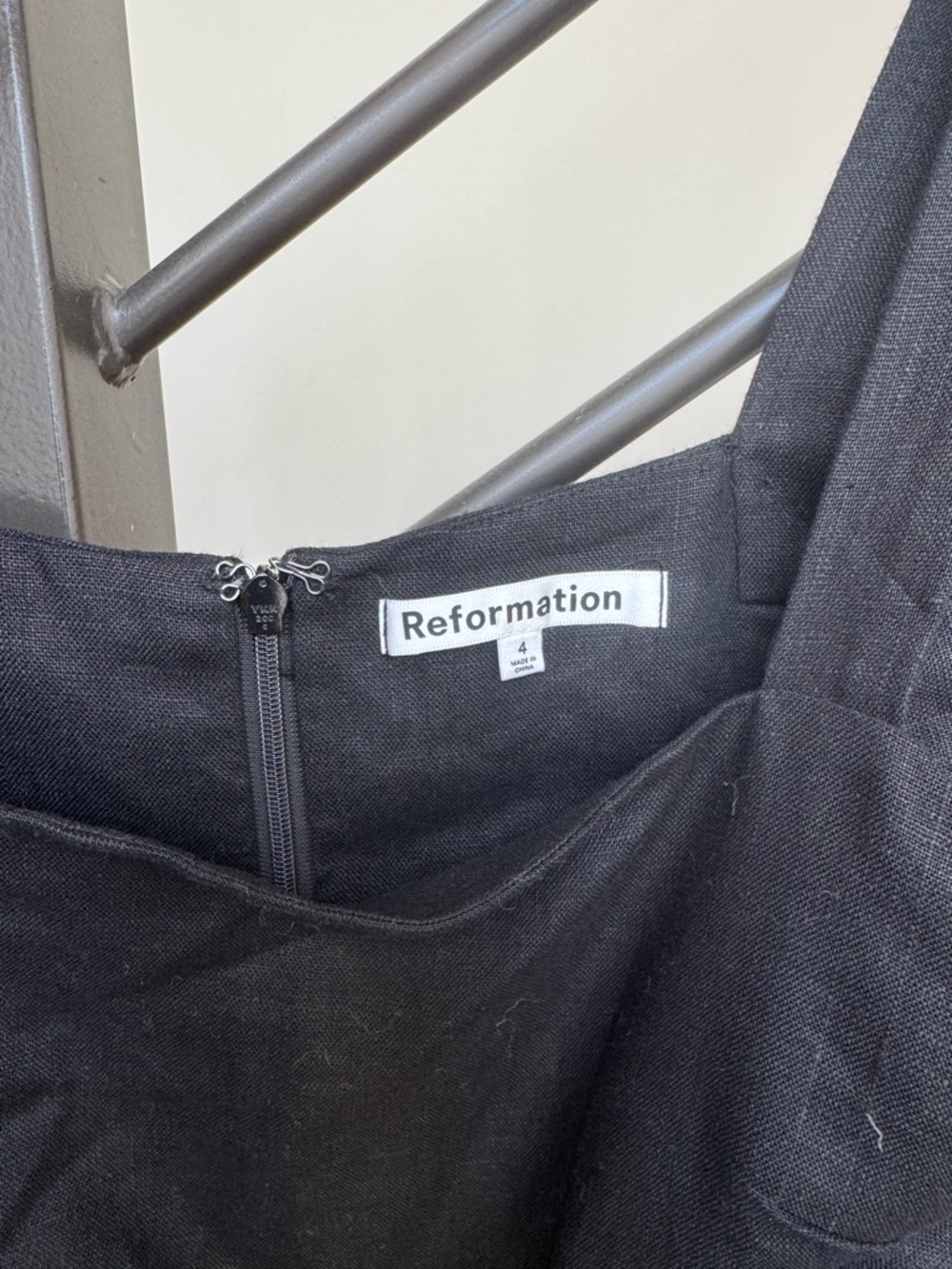 Reformation Ereka Dress - Size 4 - Black Linen - Picture 4 of 4